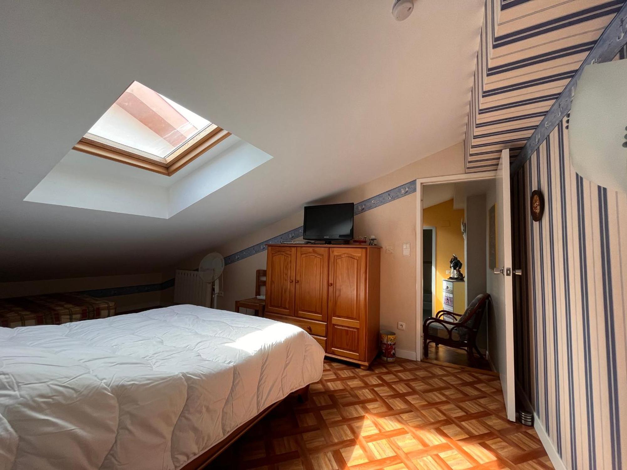 2 Ch Avec Terrasse A 10 Min De La - Parking Gratuit - Fr-1-239-936 *