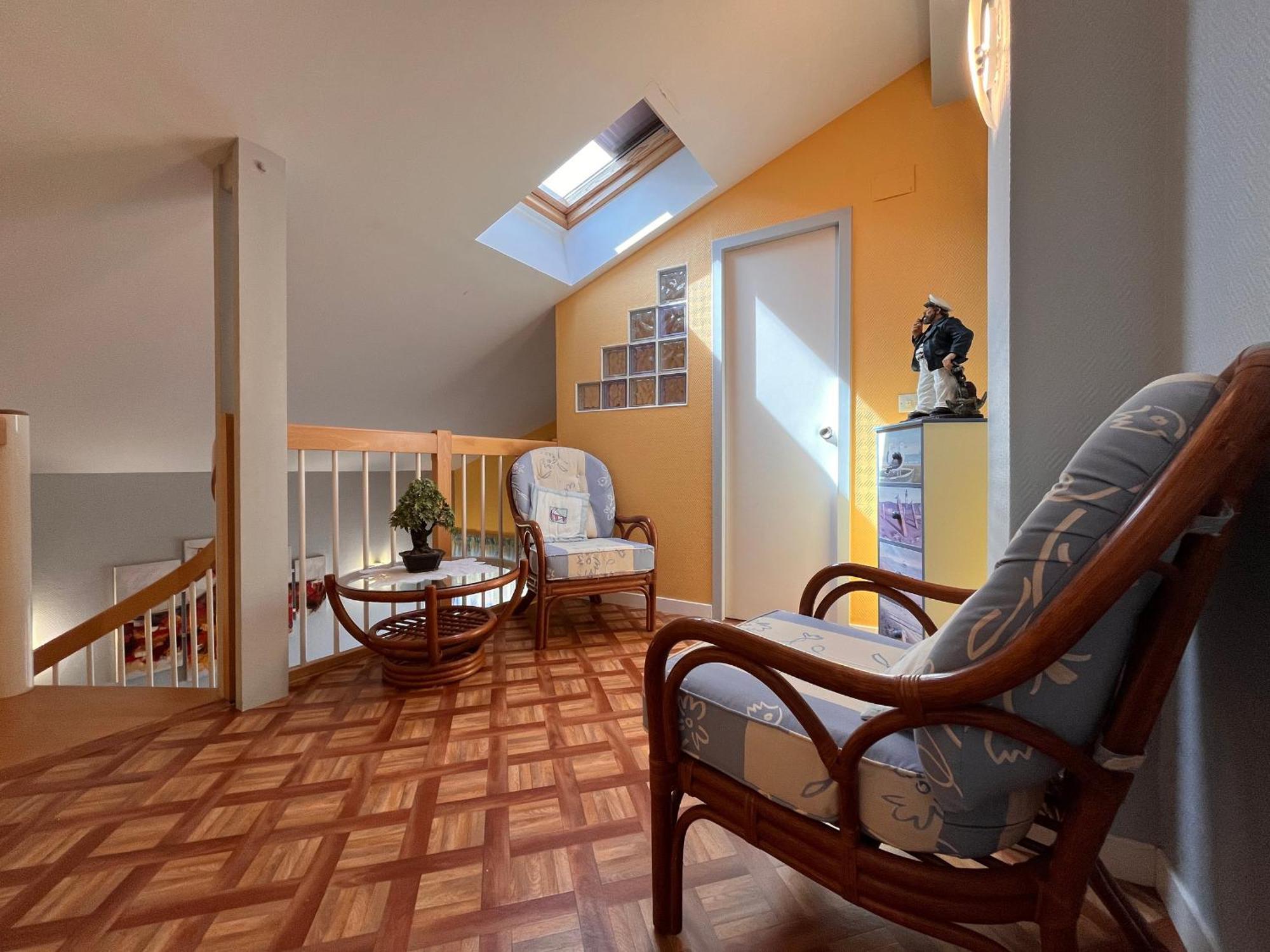 Appartement 2 Ch Avec Terrasse A 10 Min De La - Parking Gratuit - Fr-1-239-936 *